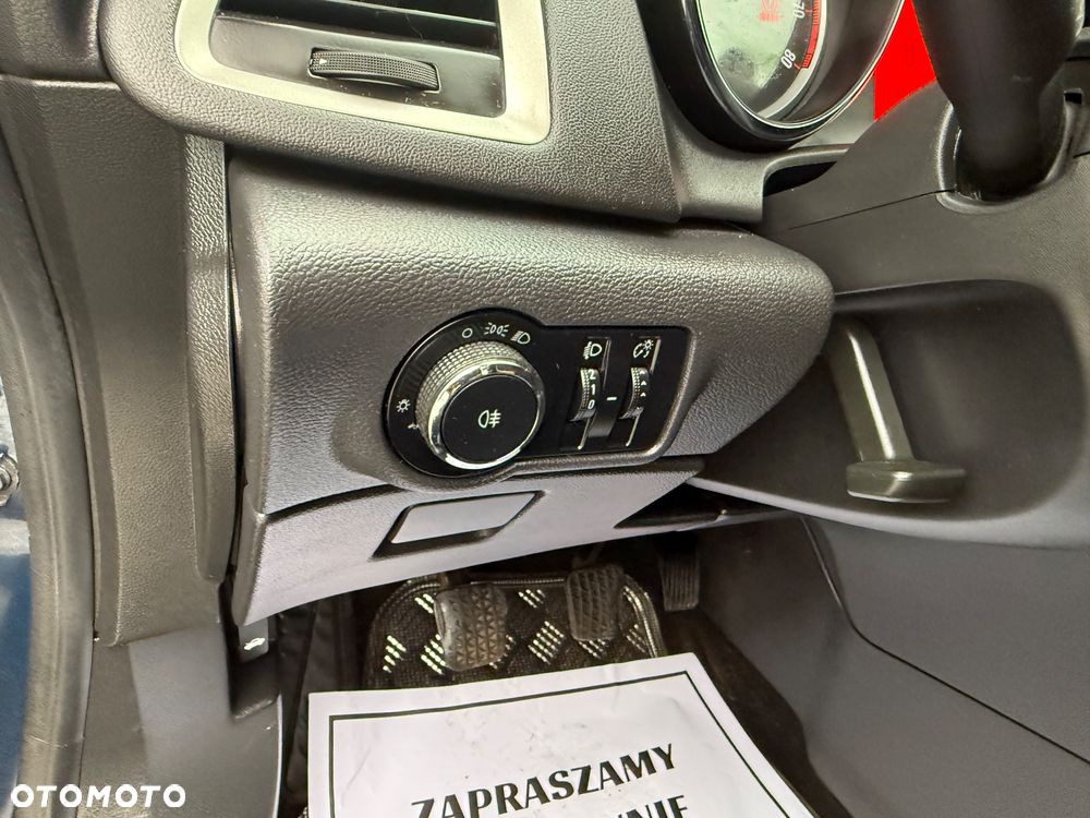 Opel Astra 1.4 Turbo Innovation - 24