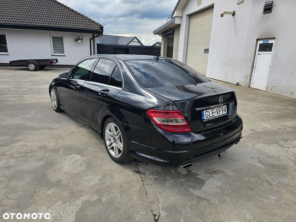 Mercedes-Benz Klasa C 320 CDI DPF 7G-TRONIC Avantgarde - 5