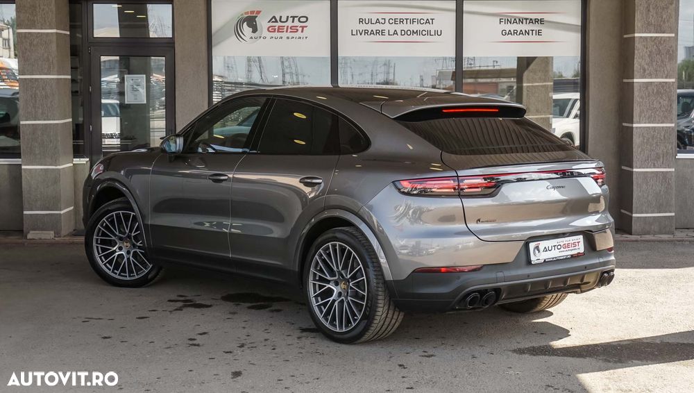 Porsche Cayenne Coupe Tiptronic S Platinum Edition - 4