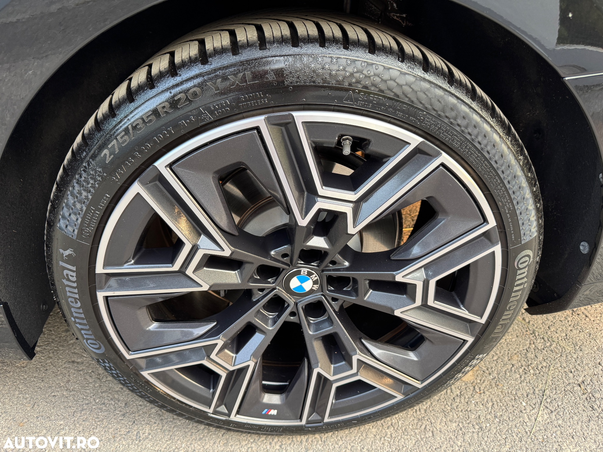 BMW Seria 5 520i AT MHEV - 25