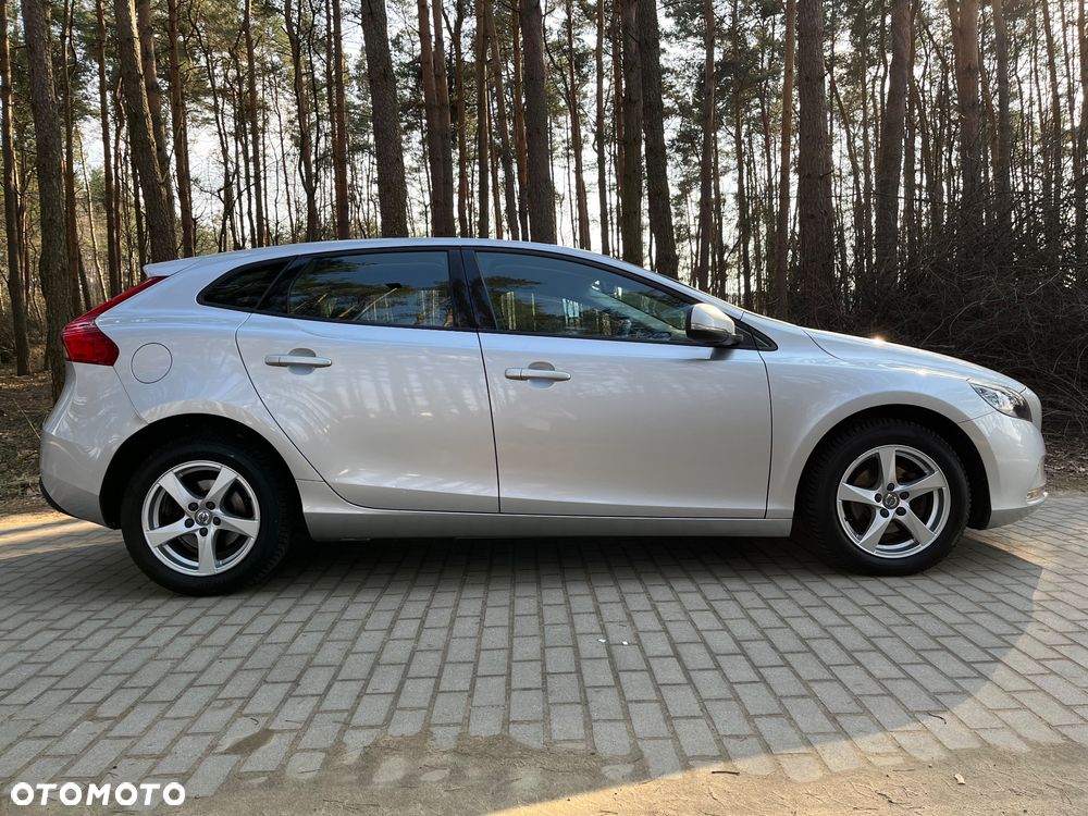Volvo V40 D2 Kinetic - 4