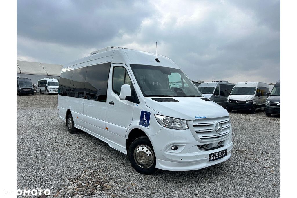 Mercedes-Benz Sprinter 517 - 1
