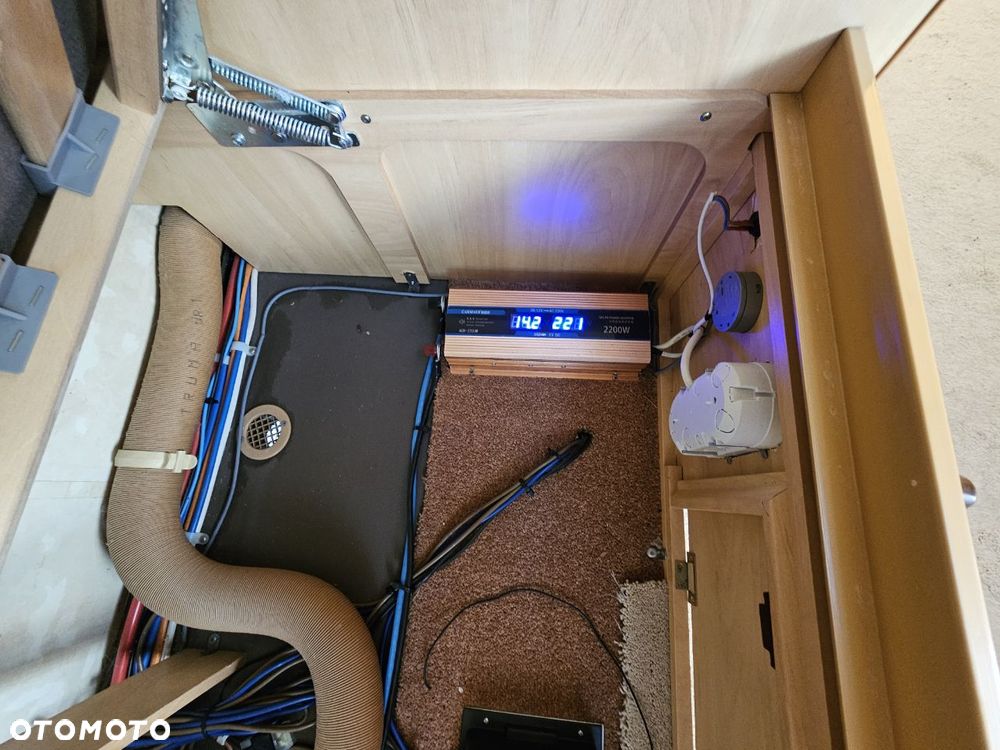 SWIFT STERLING VITESSE 520 - 11