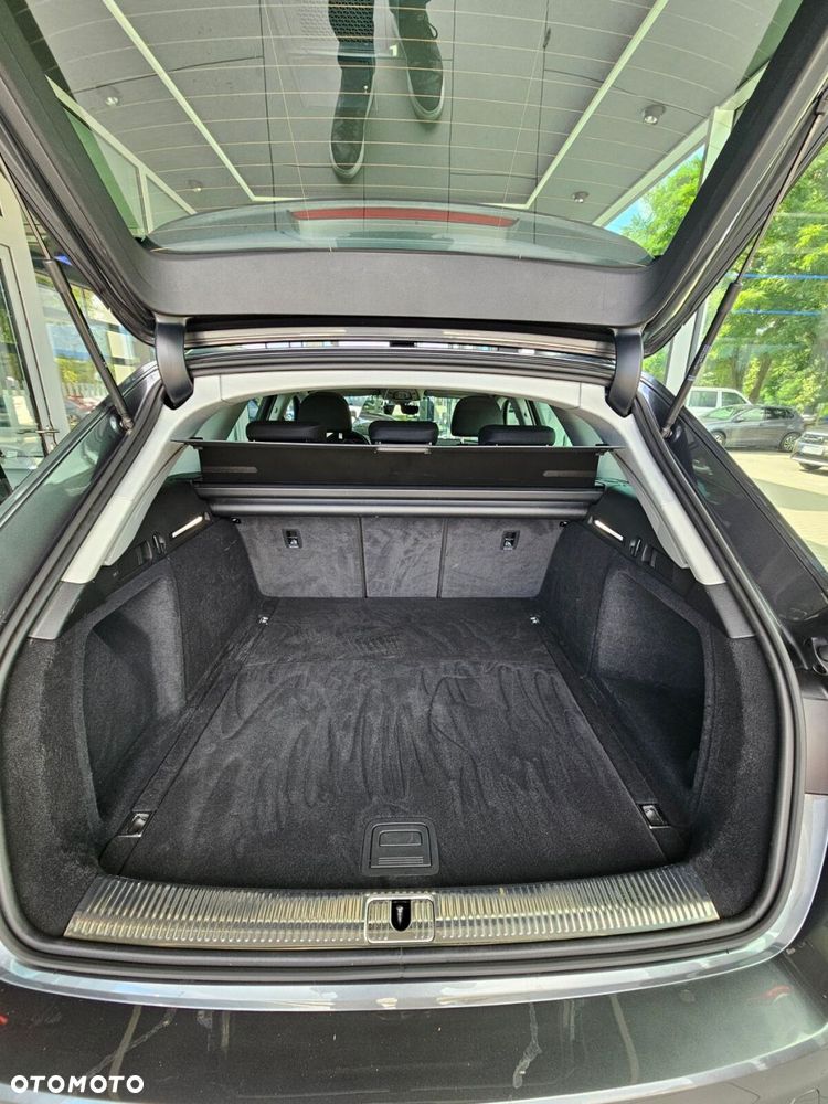 Audi A4 Avant 40 TFSI mHEV S Line S tronic - 32