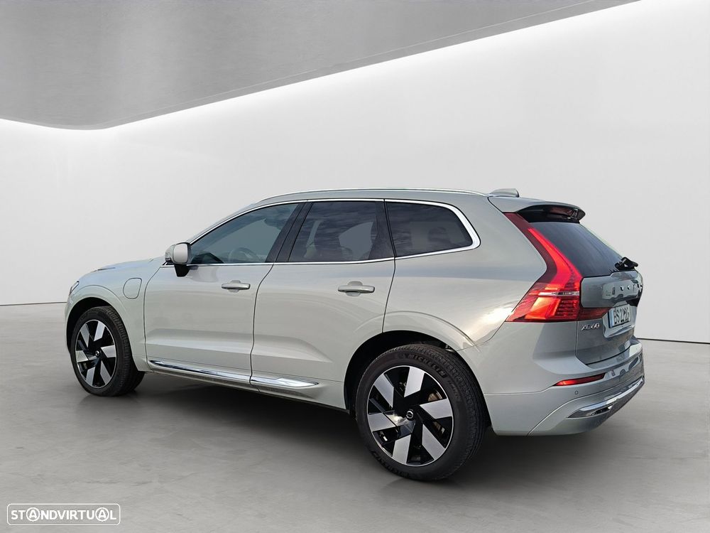 Volvo XC 60 2.0 T6 PHEV Plus Bright - 6