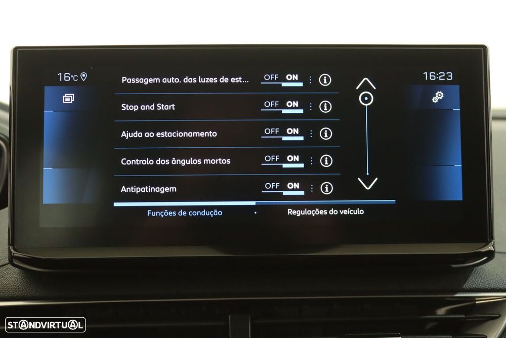 Peugeot 5008 1.2 PureTech Allure Pack EAT8 - 33