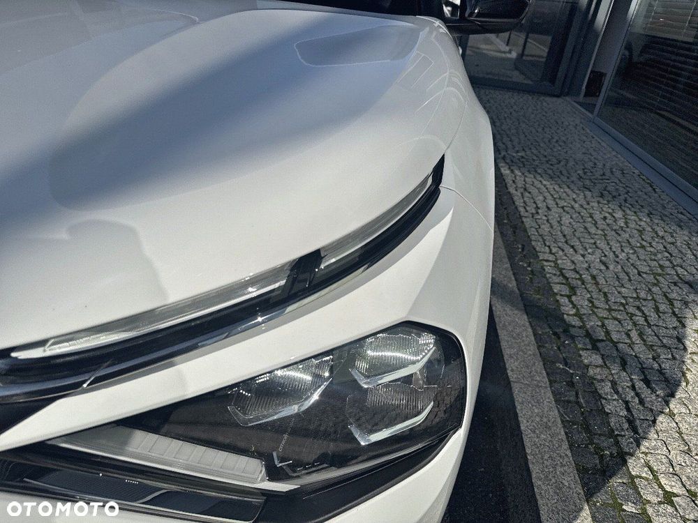 Citroën C4 1.2 PureTech Plus S&S EAT8 - 12