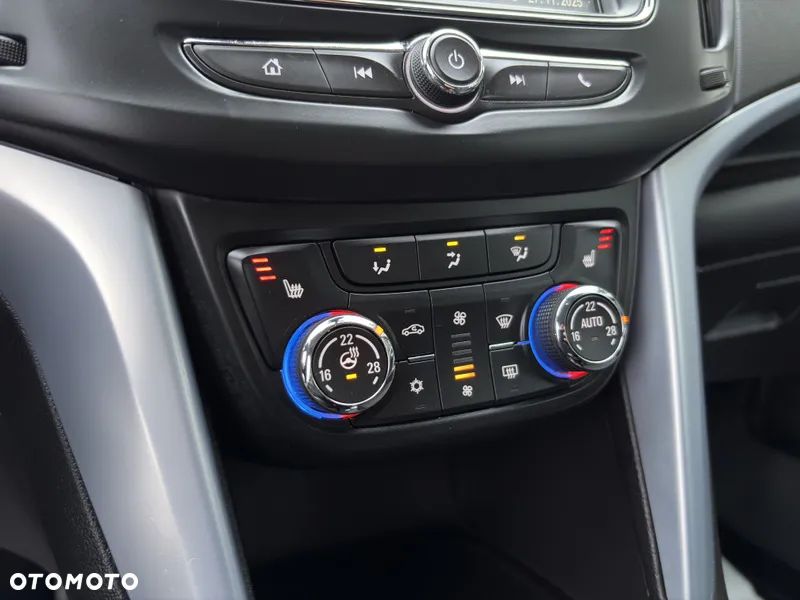 Opel Zafira 1.4 Turbo Business Edition - 7