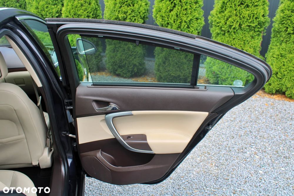 Opel Insignia - 34