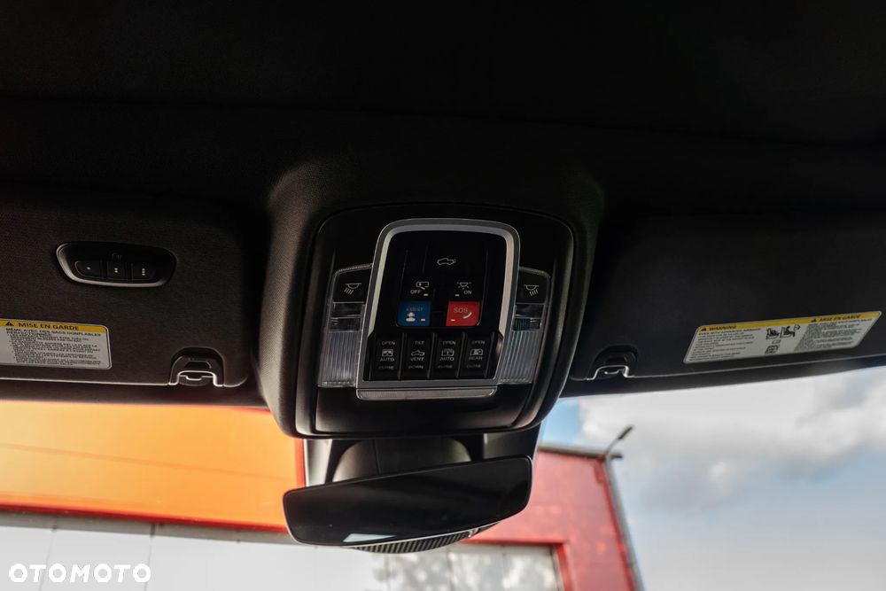 RAM 1500 5.7 Crew Cab Longbed Laramie Black - 29