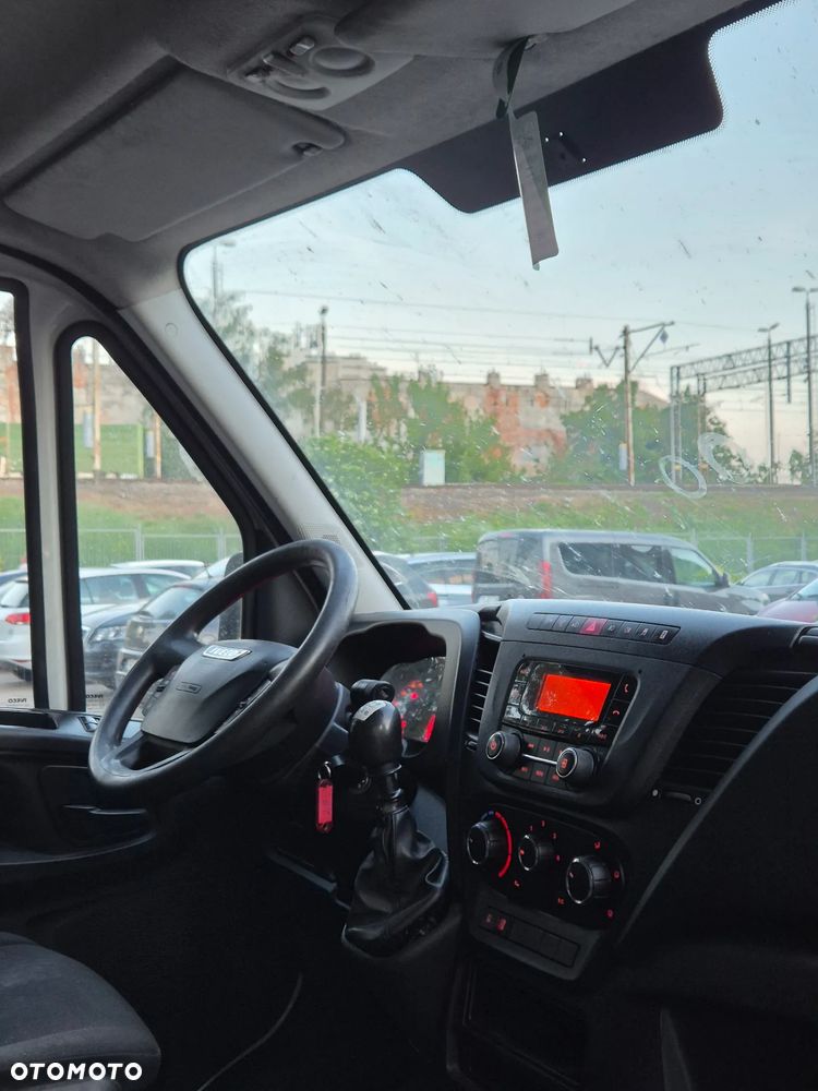 Iveco 35c15 - 9