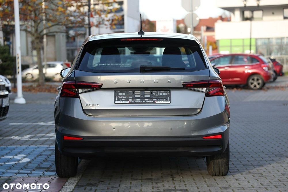 Skoda Fabia - 6