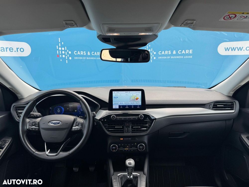 Ford Kuga 1.5 EcoBoost FWD Titanium - 6