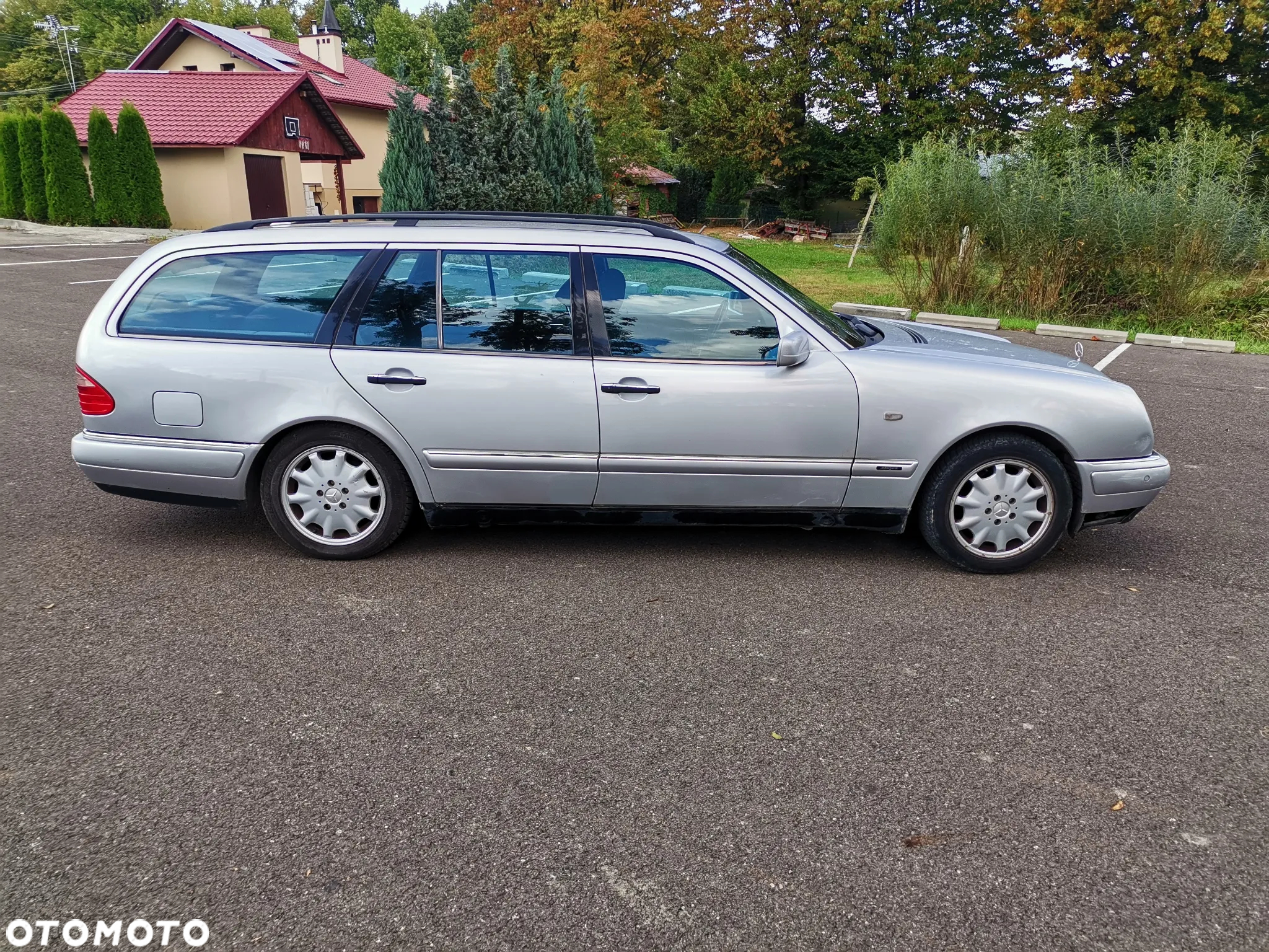 Mercedes-Benz Klasa E - 4
