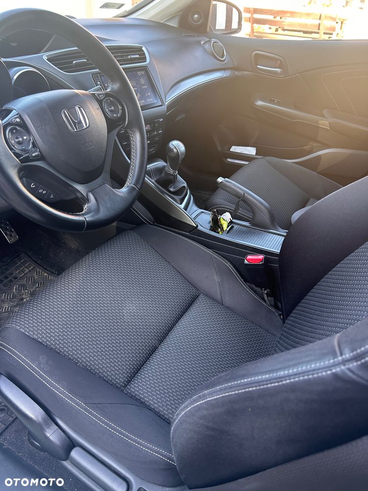 Honda Civic 1.6 i-DTEC Lifestyle (ADAS) - 8