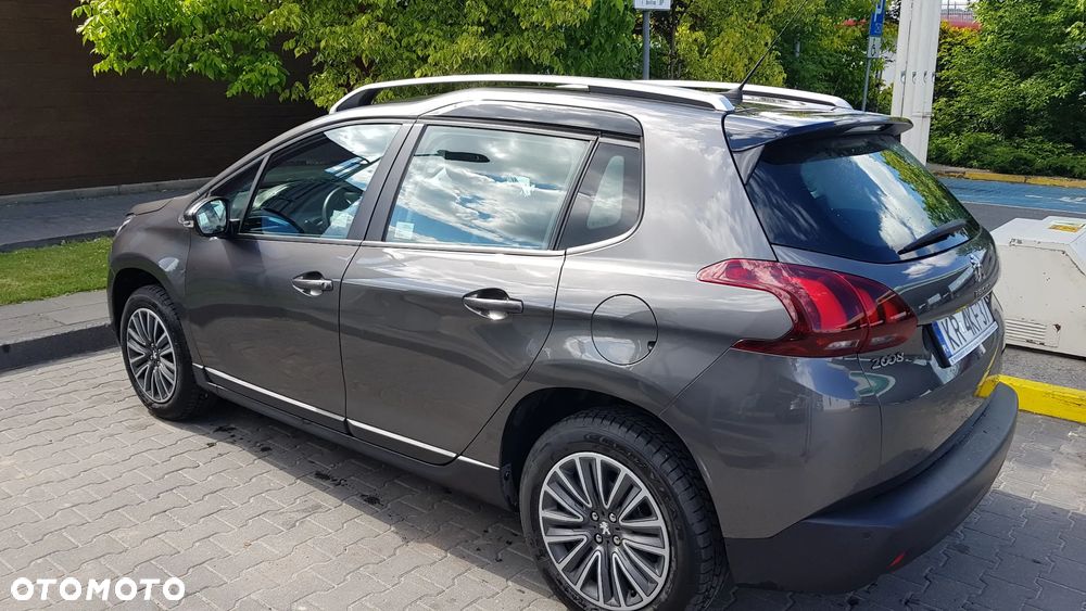 Peugeot 2008 1.2 Pure Tech GPF Active S&S - 9