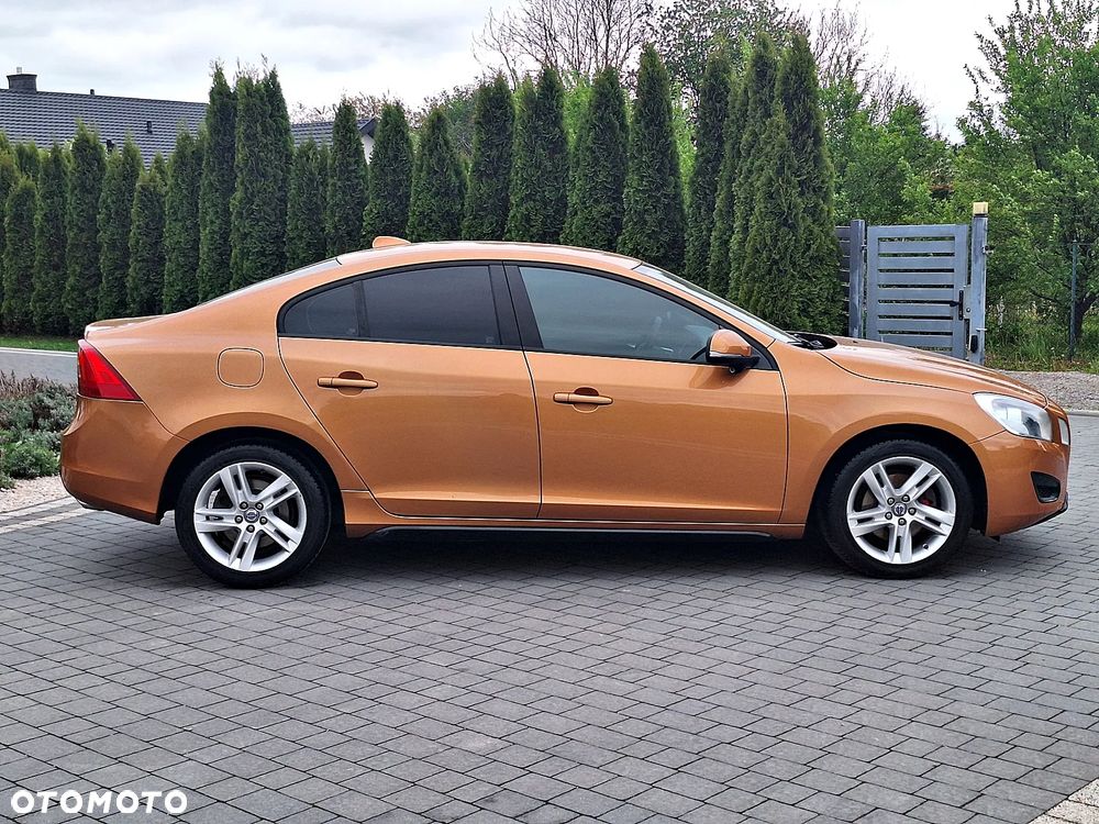 Volvo S60 D3 Geartronic - 4