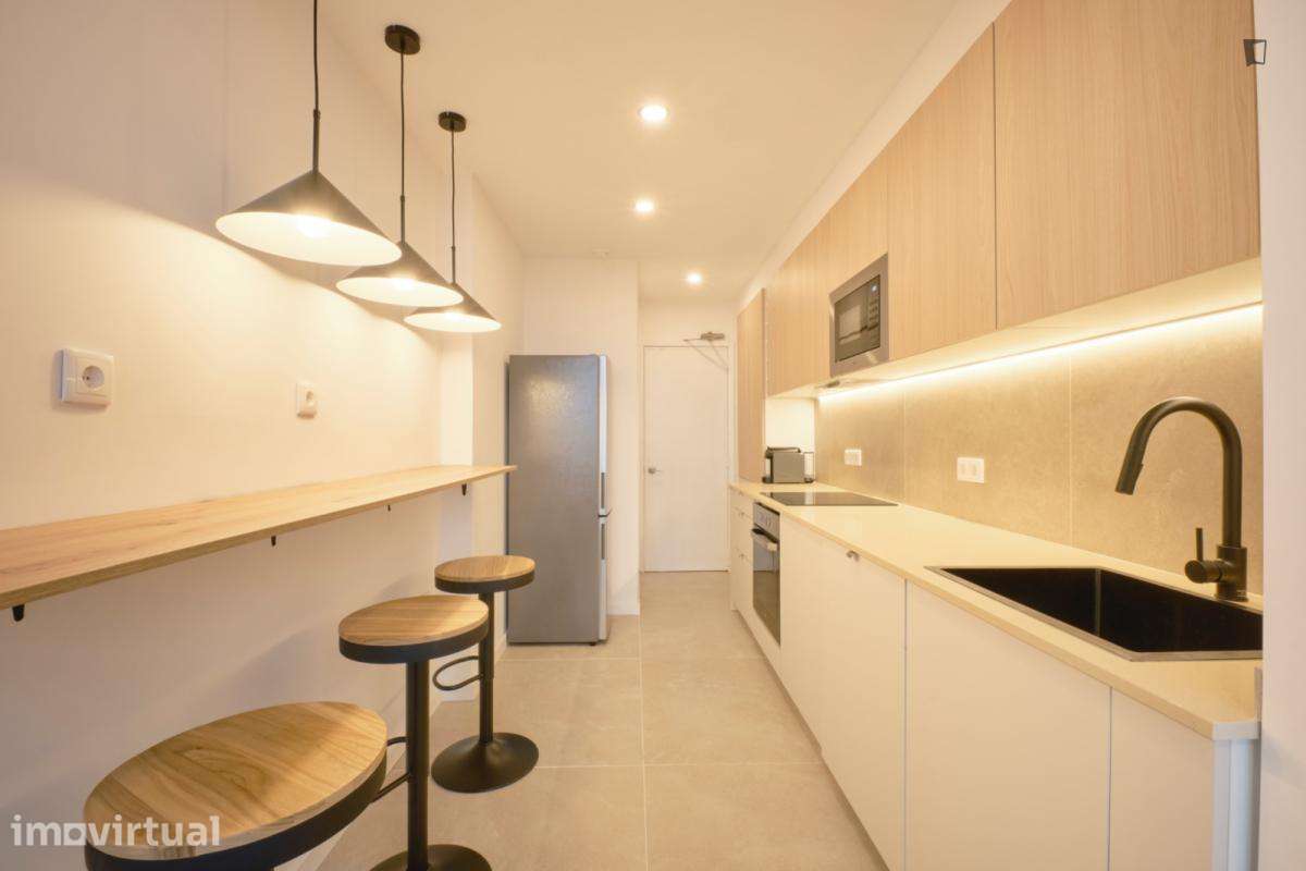 Quarto - localizado em Campolide Lisbon - Grande imagem: 4/37