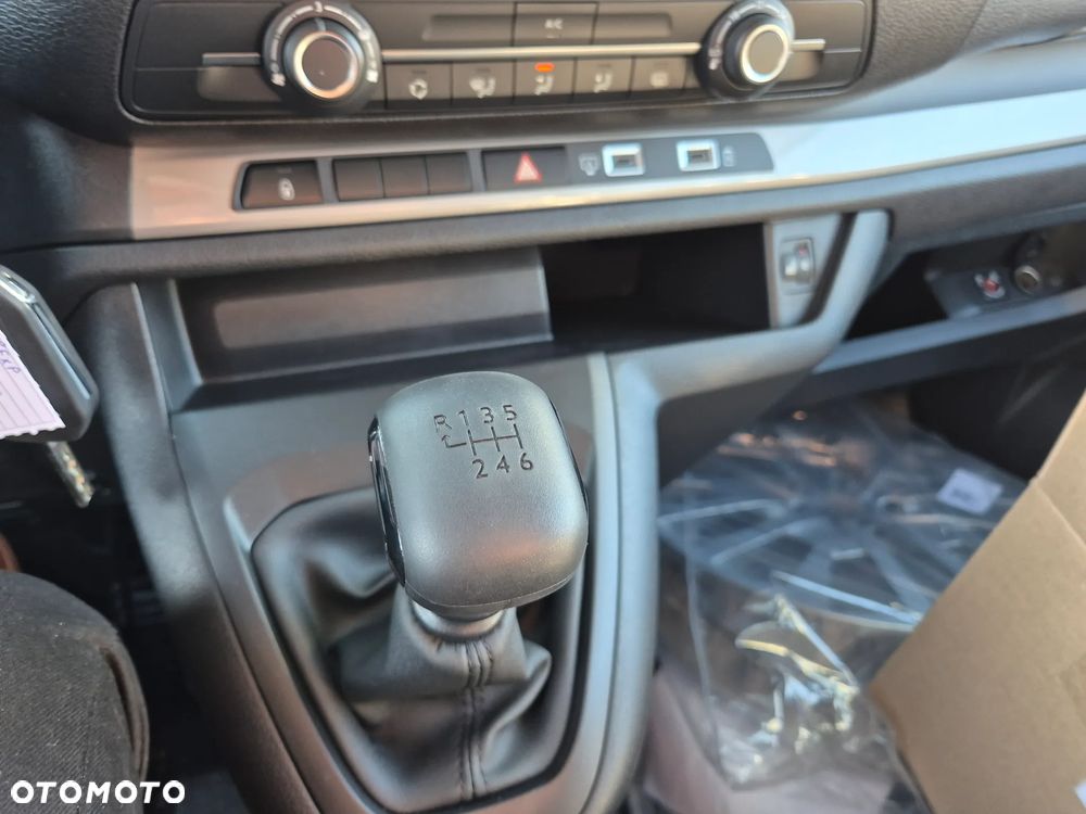 Peugeot Expert Brygadowy Składany M Diesel 2.2 150KM 6 MIEJSC 2026 !! OD RĘKI !! - 16