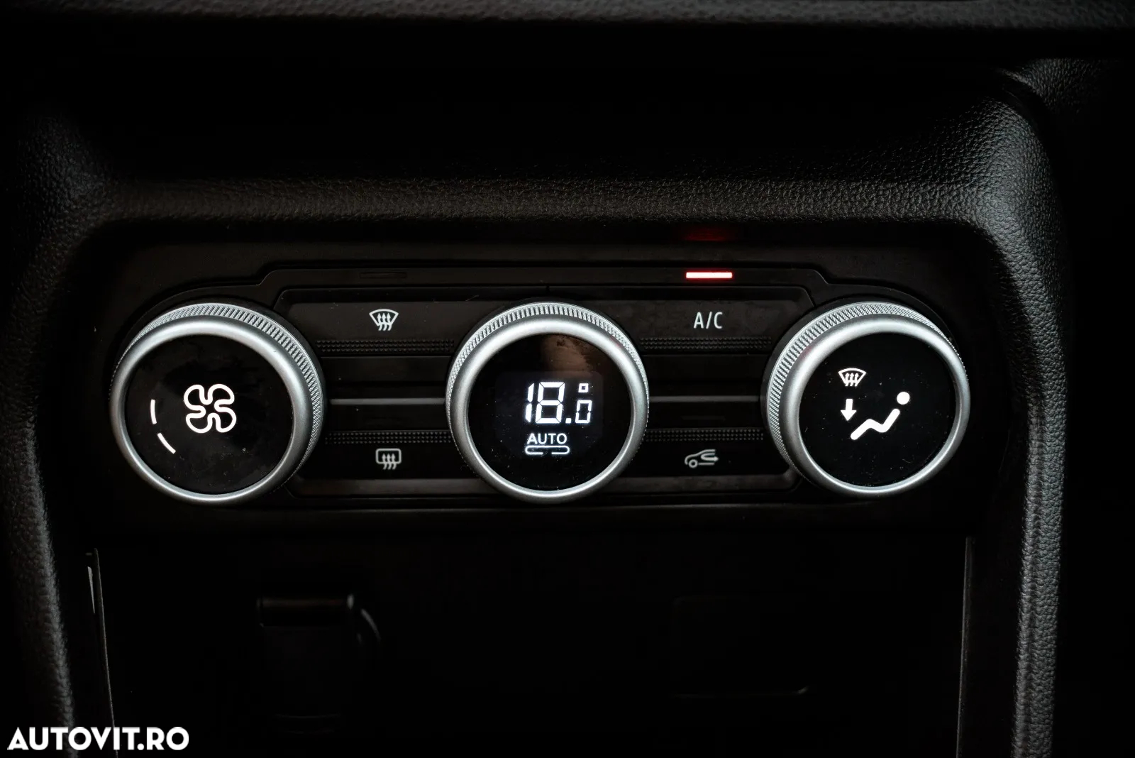 Dacia Logan ECO-G 100 MT6 Comfort - 21