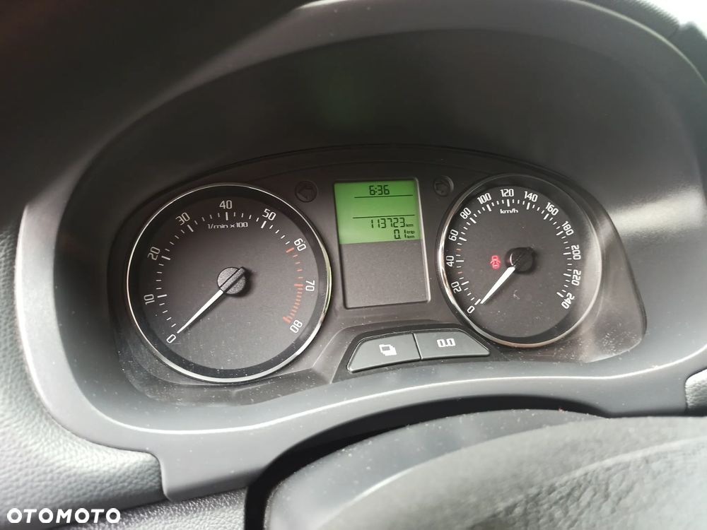 Skoda Fabia 1.4 16V Style - 6