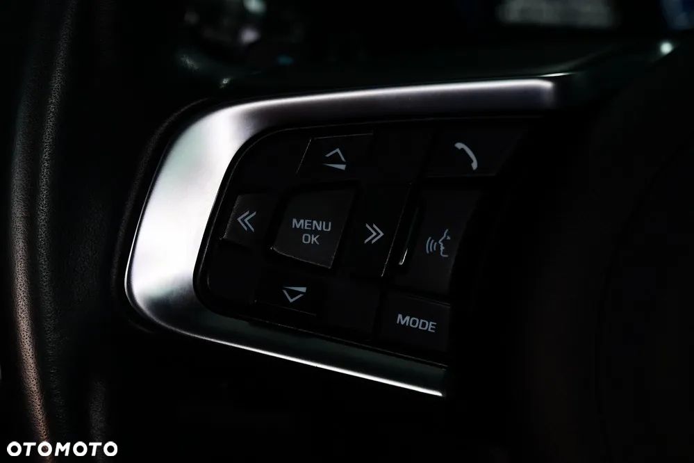 Jaguar F-Pace - 28
