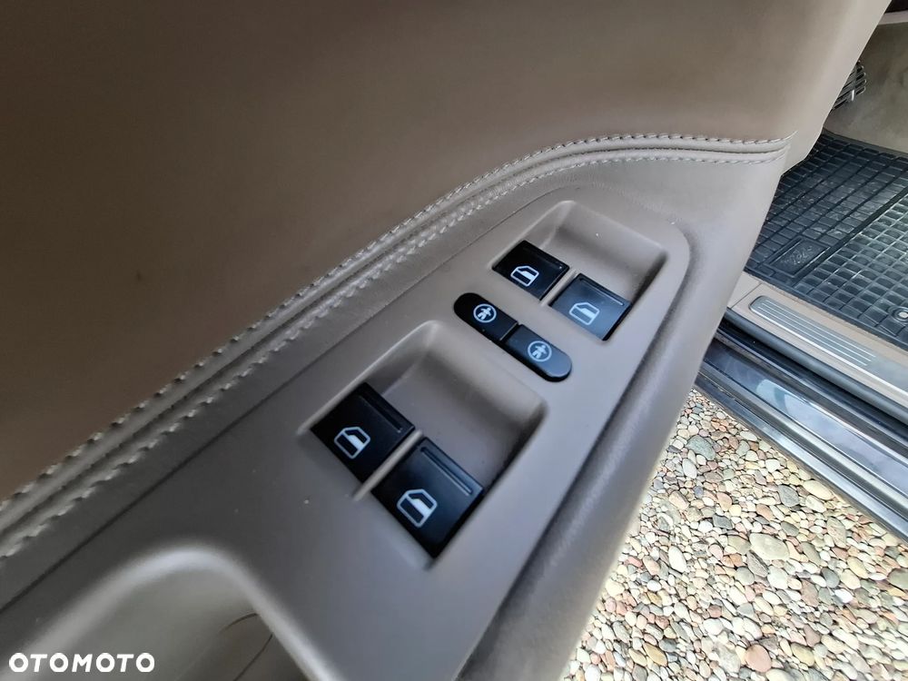Volkswagen Touareg 5.0 V10 TDI Tiptr - 15