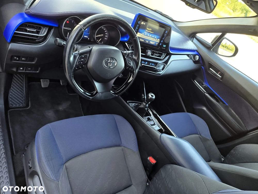 Toyota C-HR 1.2 T Dynamic - 18