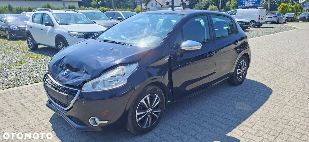 Peugeot 208 PureTech 82 Urban Move - 2