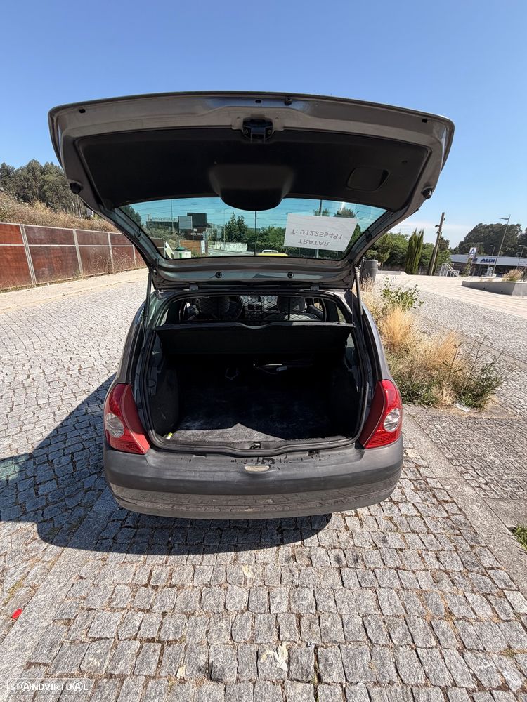 Renault Clio 1.5 dCi S - 5