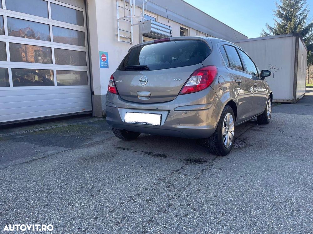 Opel Corsa Cosmo - 3