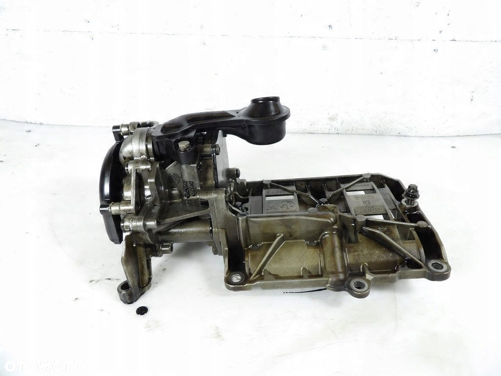 BMW 5 F10 F11 2.0D 211KM POMPA OLEJU 8511459 N47D20D - 3