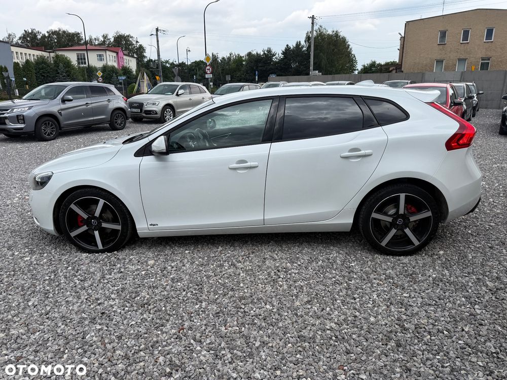 Volvo V40 T3 Drive-E R-Design Momentum - 27