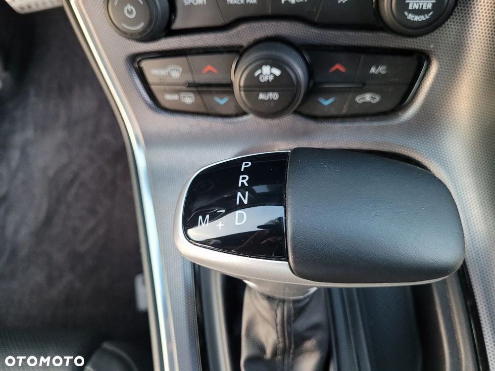 Dodge Challenger 3.6 GT AWD - 20