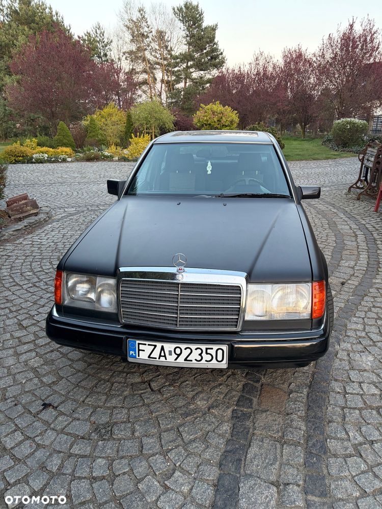 Mercedes-Benz W124 (1984-1993) - 1