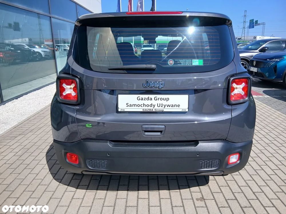 Jeep Renegade 1.5 T4 mHEV Longitude FWD S&S DCT - 6