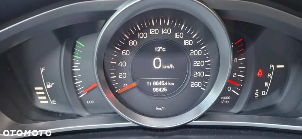 Volvo V40 Cross Country D2 Powershift Kinetic - 12