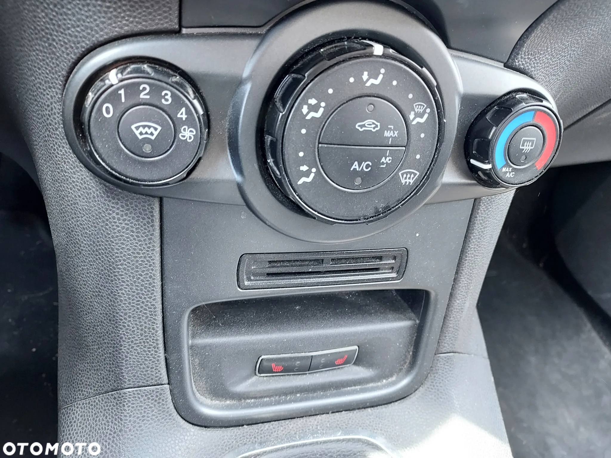 Ford Fiesta 1.0 EcoBoost S&S ACTIVE - 13
