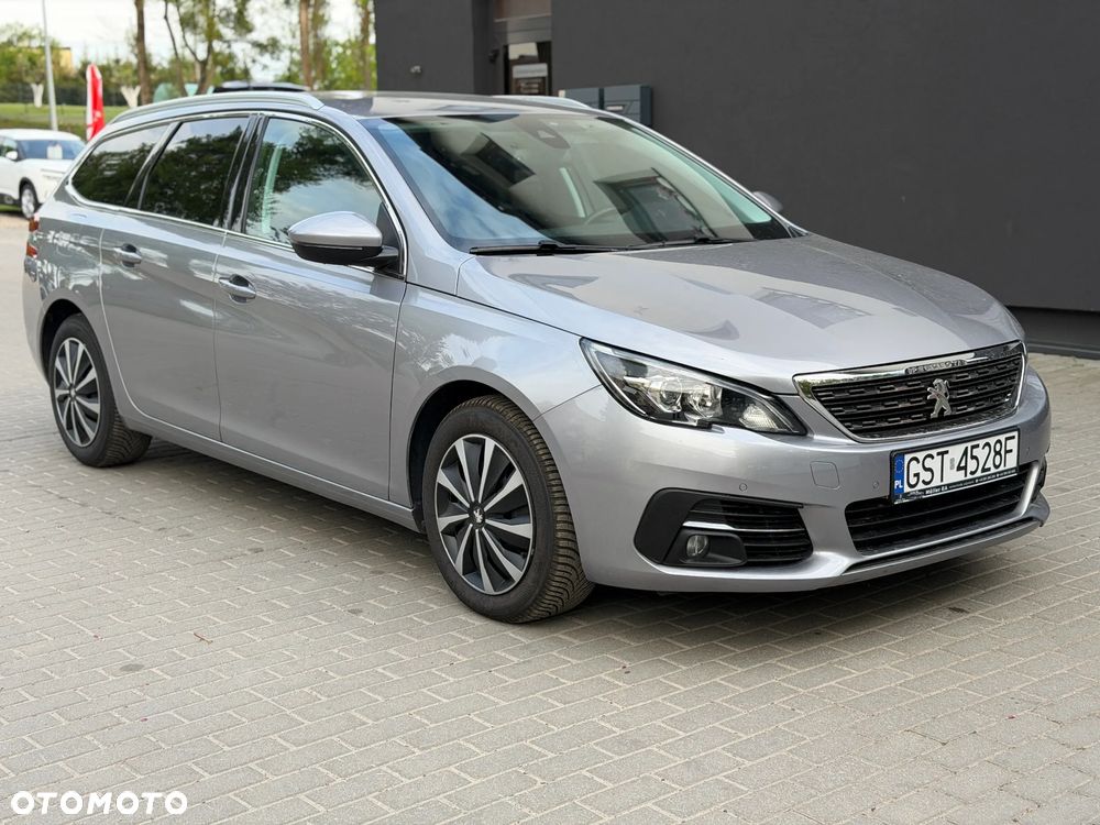 Peugeot 308 1.2 PureTech Allure S&S - 5