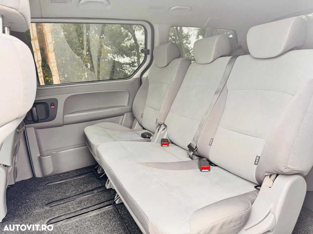 Hyundai H-1 - 14