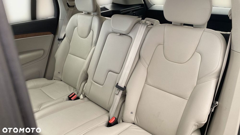 Volvo XC 90 B5 D AWD Inscription - 12