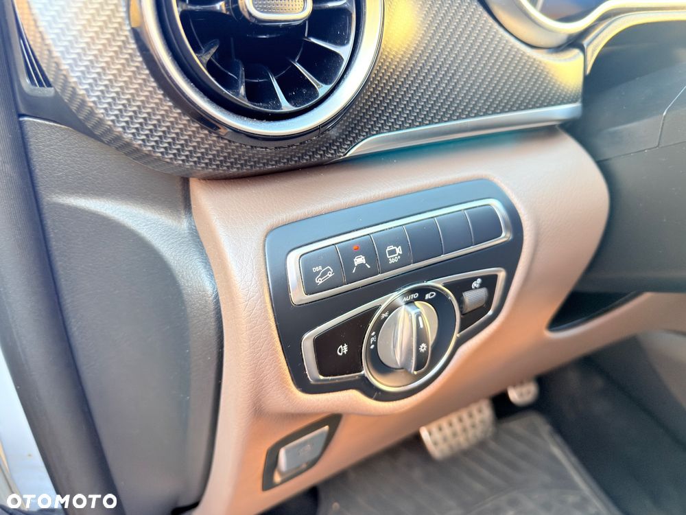 Mercedes-Benz Klasa V 300 d 4-Matic Avantgarde 9G-Tronic (ekstra d³) - 17