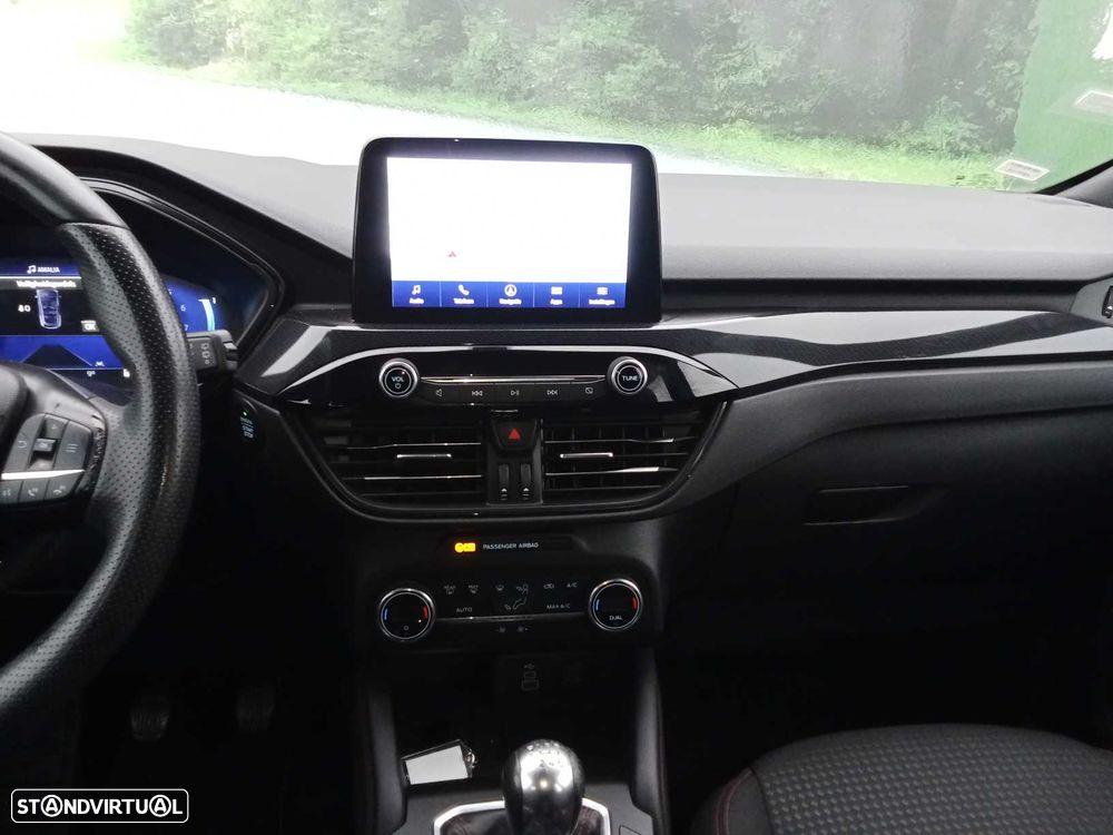 Ford Kuga 1.5 EcoBoost ST-Line - 16