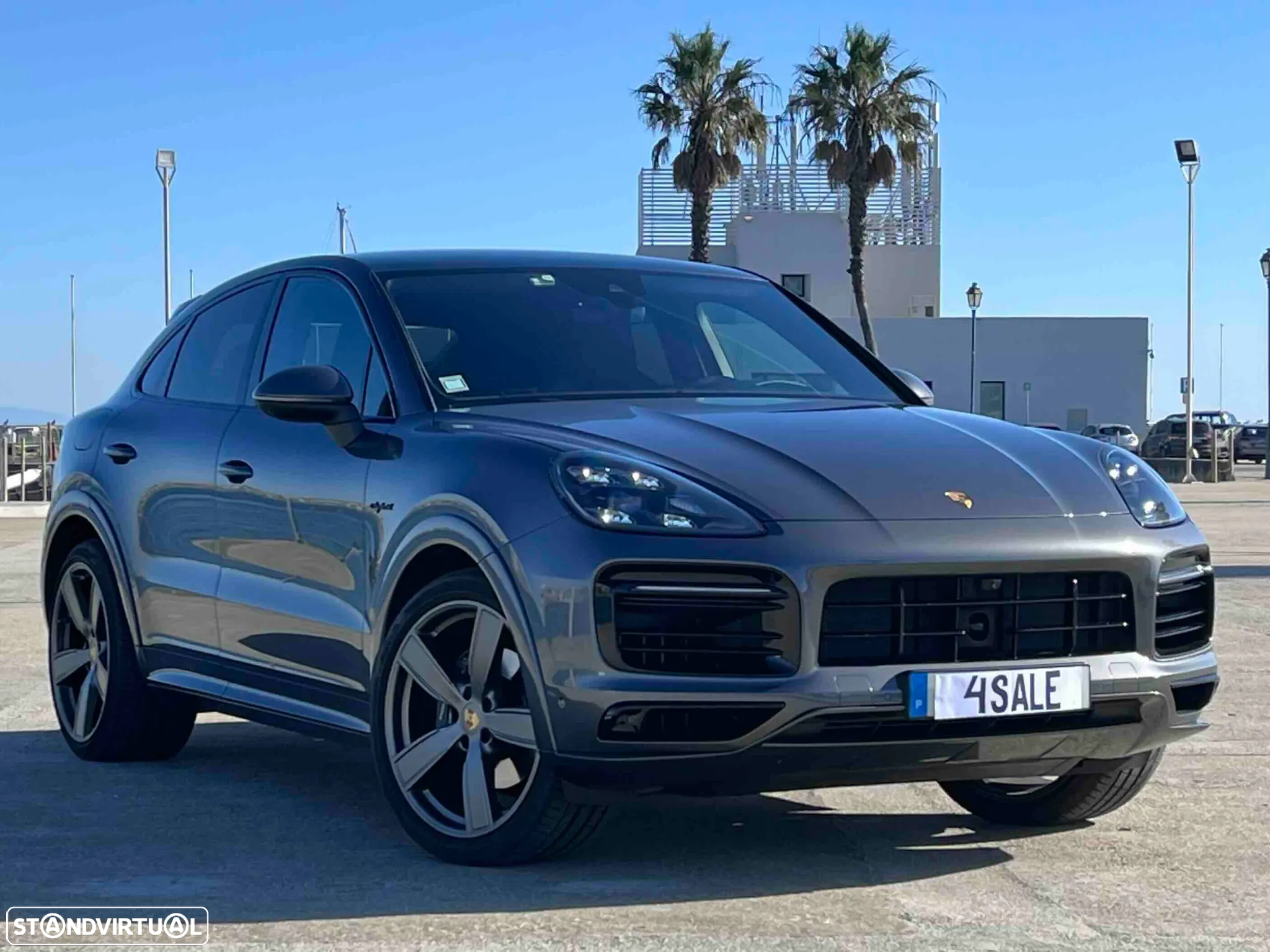 Porsche Cayenne Coupé E-Hybrid - 54
