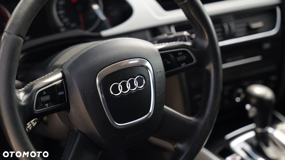 Audi A4 Avant 2.0 TDI Multitronic - 11