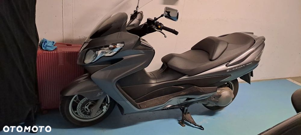 Suzuki Burgman - 1