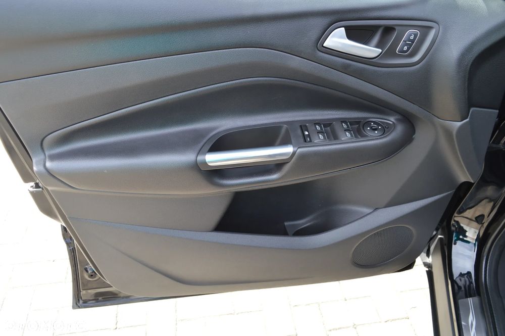 Ford Kuga 1.5 EcoBoost FWD Titanium Plus ASS - 25