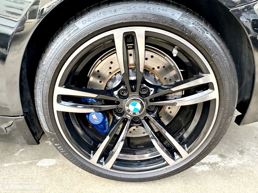 BMW M4 Auto - 51