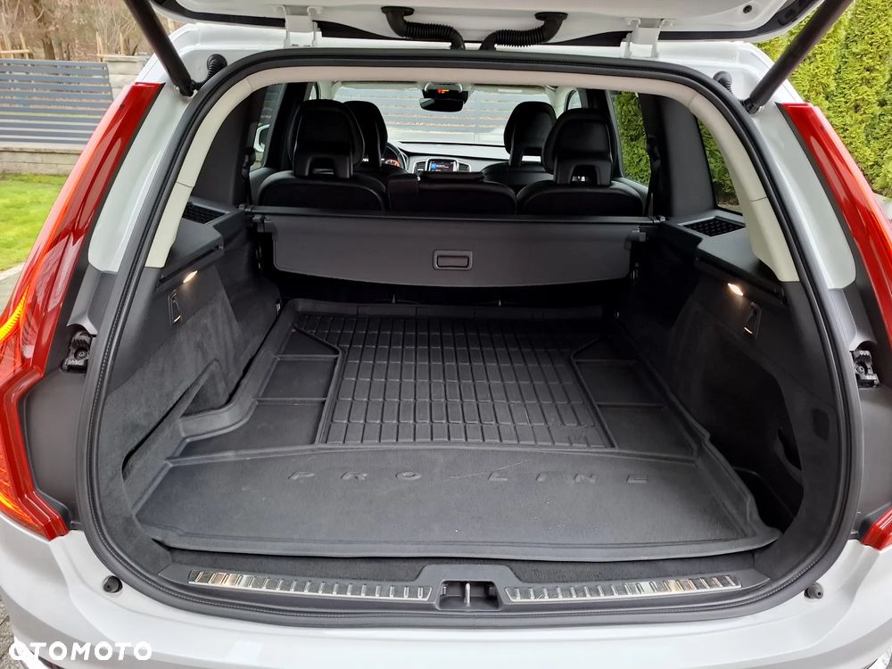 Volvo XC 90 D5 AWD Inscription - 22