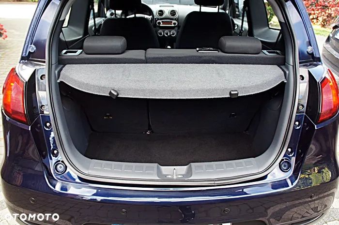 Mitsubishi Colt 1.3 Inform - 31